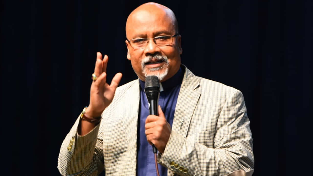 Père Jocelyn Grégoire