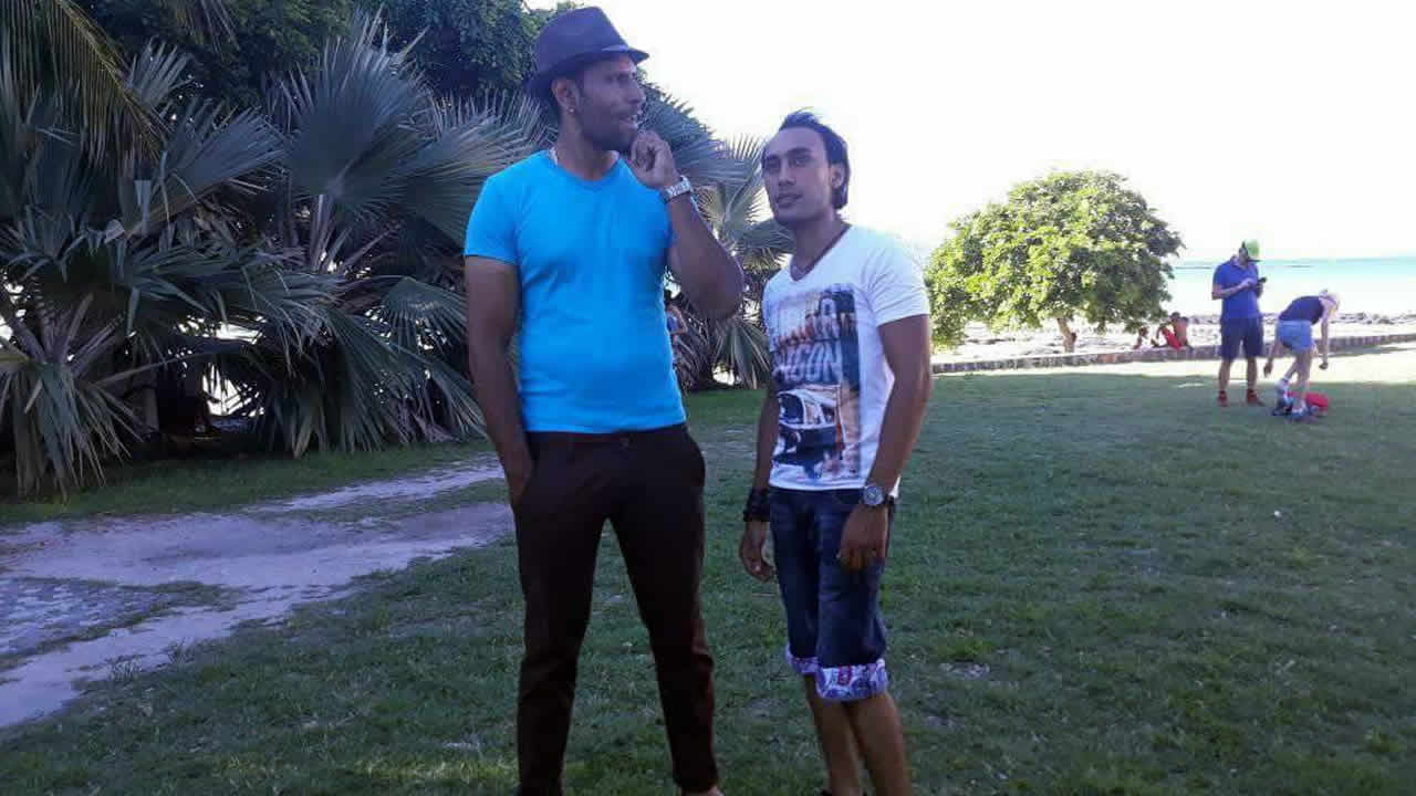 Roshan Bhoojedhur et Tiger Niz