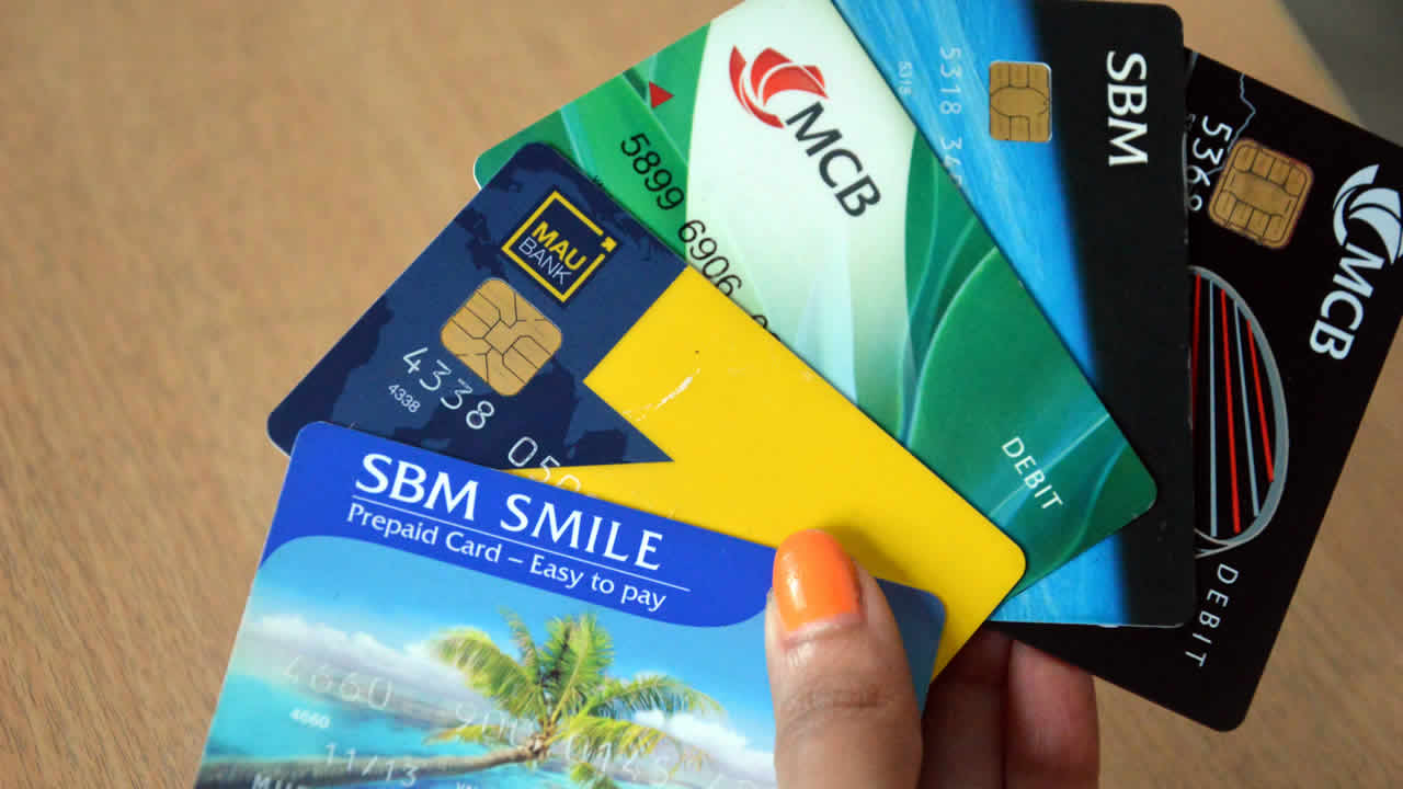 En règle général, la limite est de Rs 20 000 par jour.