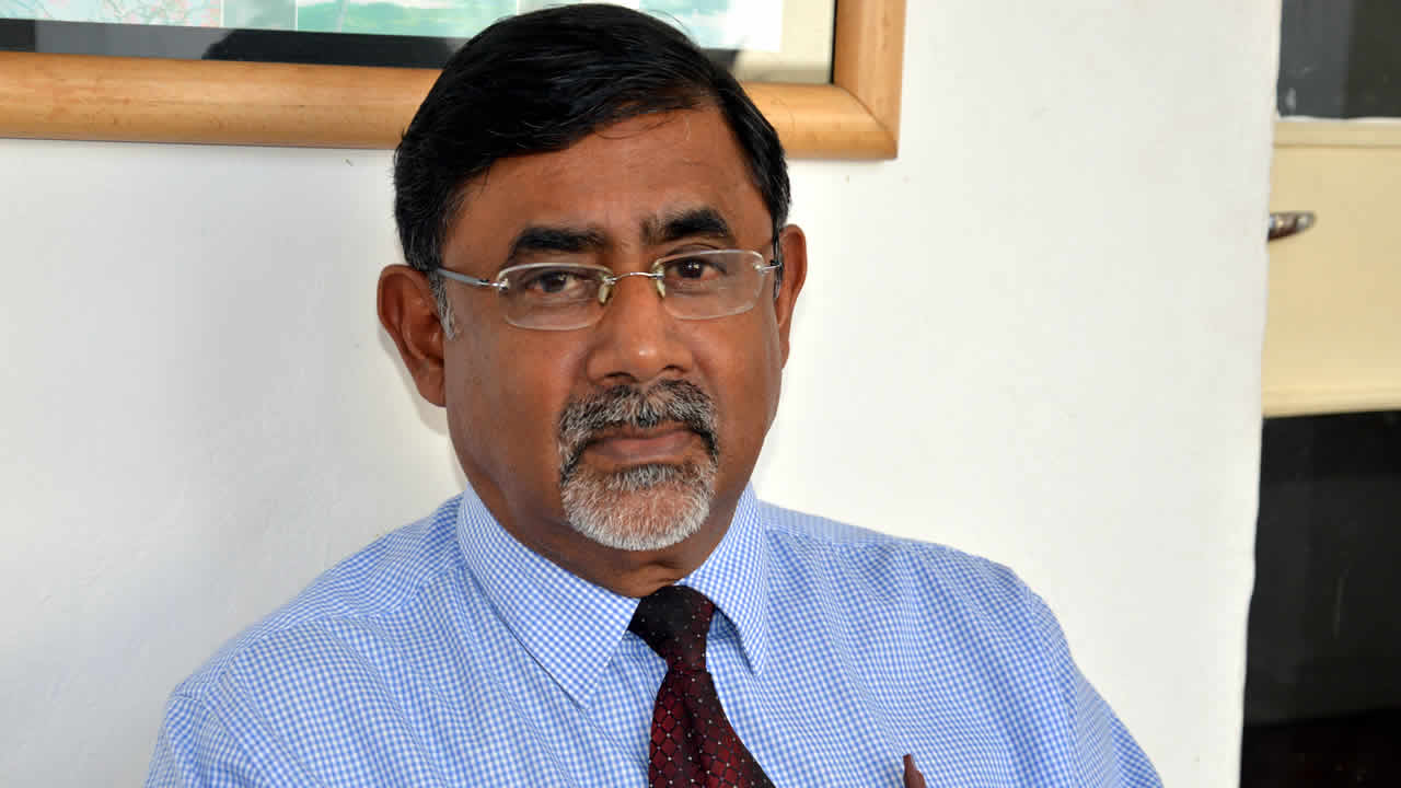 Me Ashok Radhakissoon.