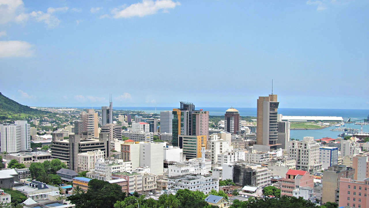 Services financiers : des revenus en hausse de 12 % dans le secteur non-bancaire