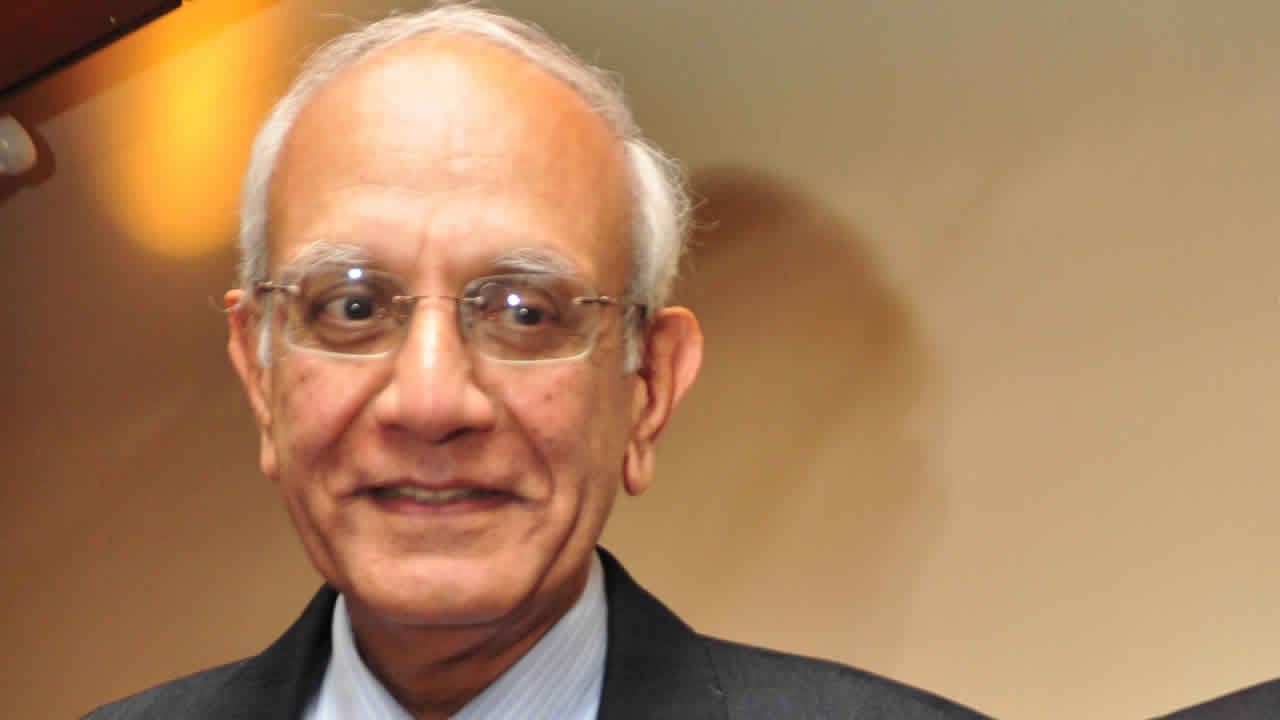  Goolamhussen Mohamedbhai a eu un brillant parcours professionnel tant à Maurice qu’à l’étranger.