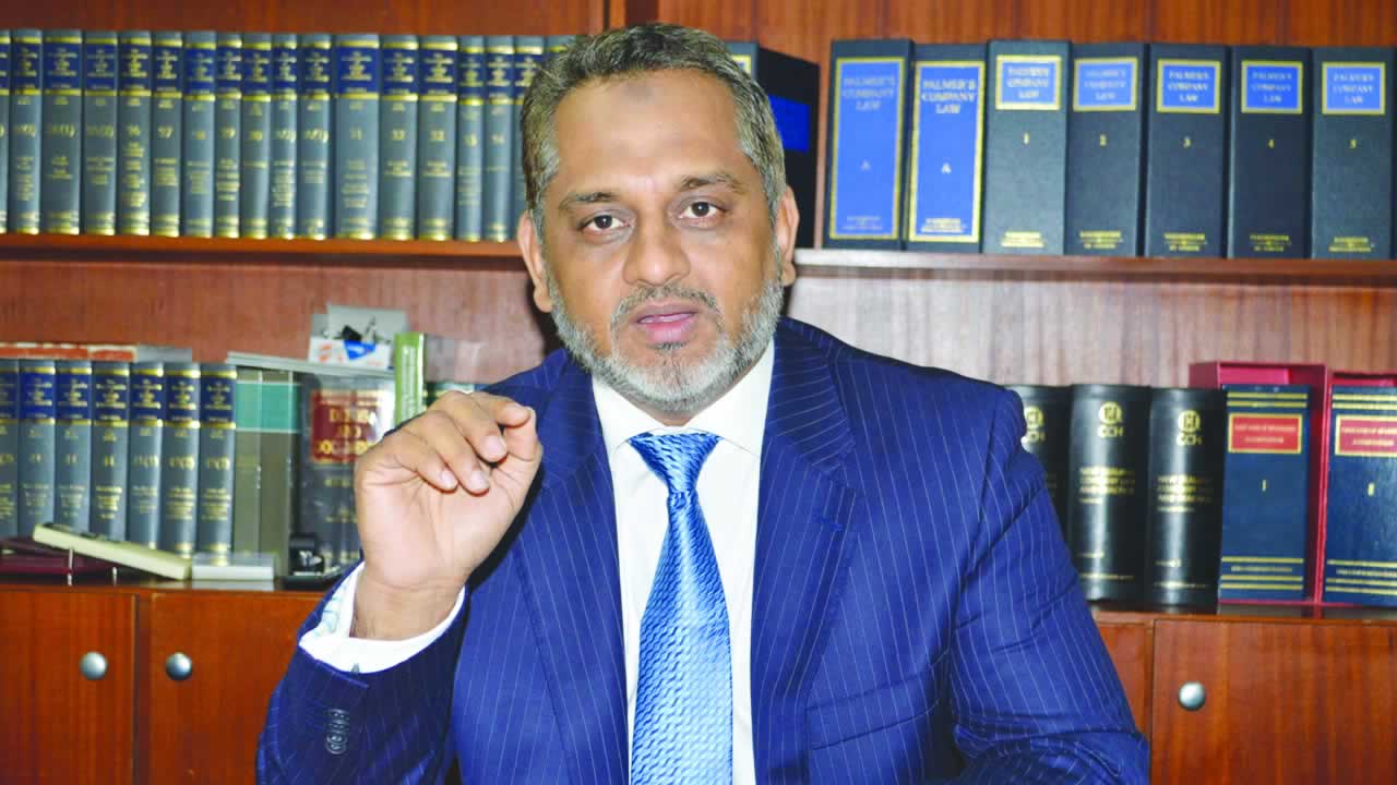 Reza Uteem