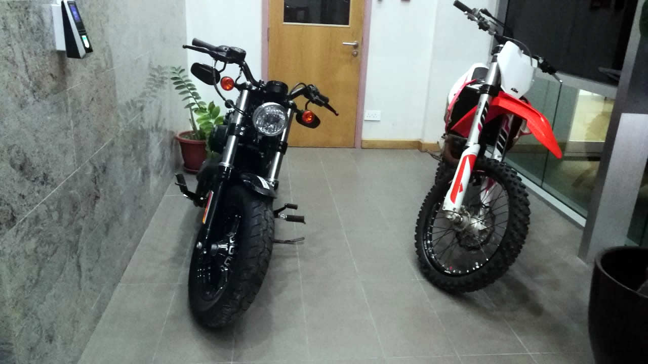 motos