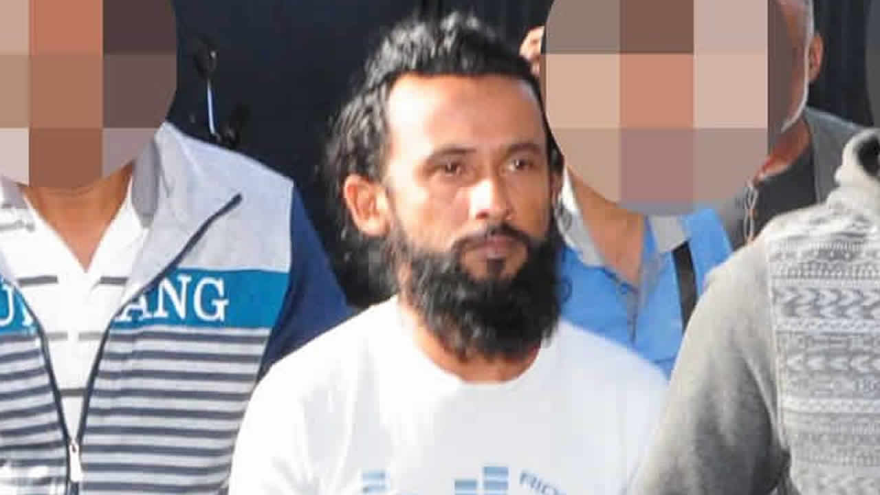 Wensley Bhadhoodeenkhan.