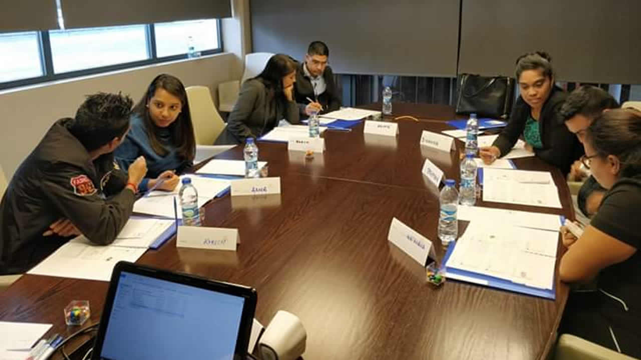 Amardeep Singhest est un formateur expérimenté dans l’industrie bancaire, l’éducation, et l’informatique