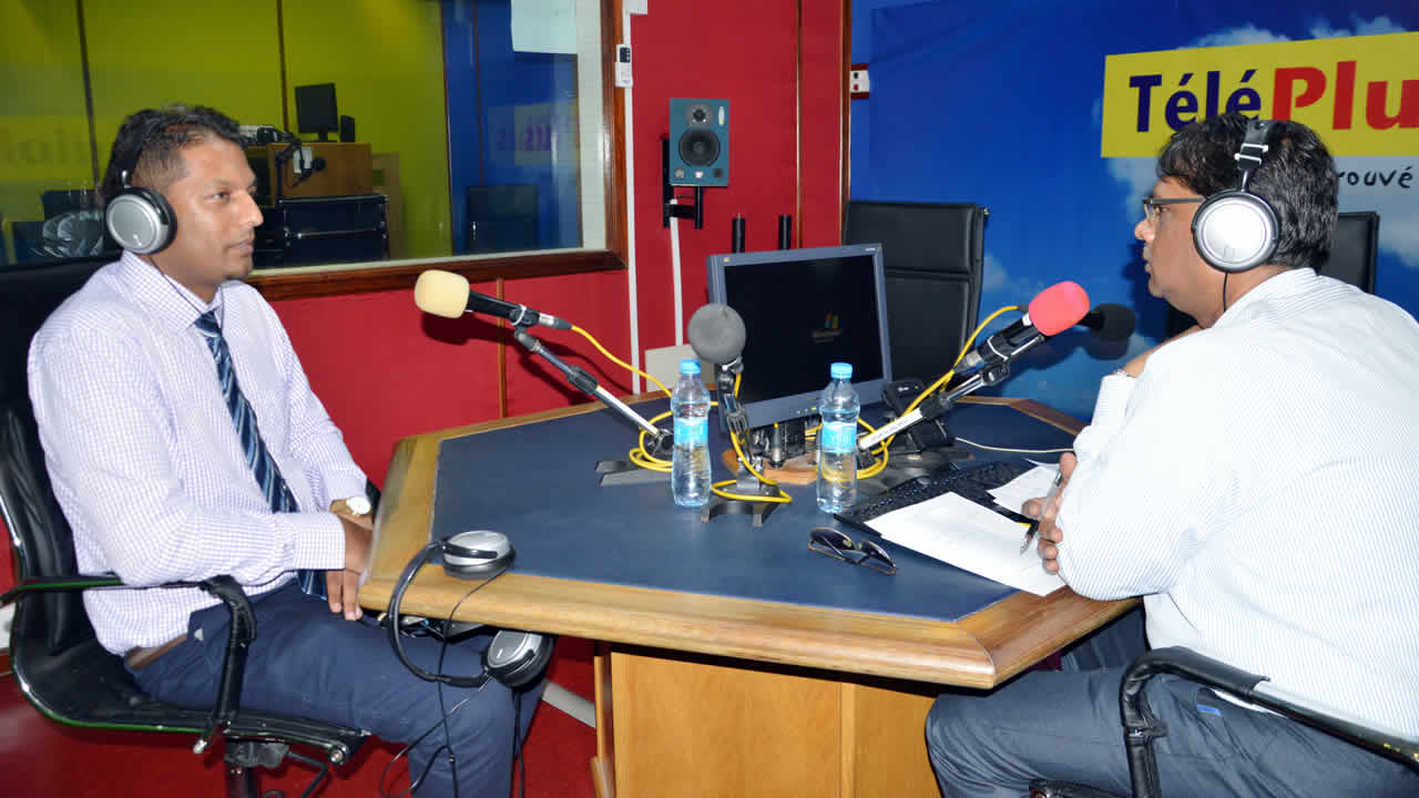 Le Dr Kaviraj Bundhoo