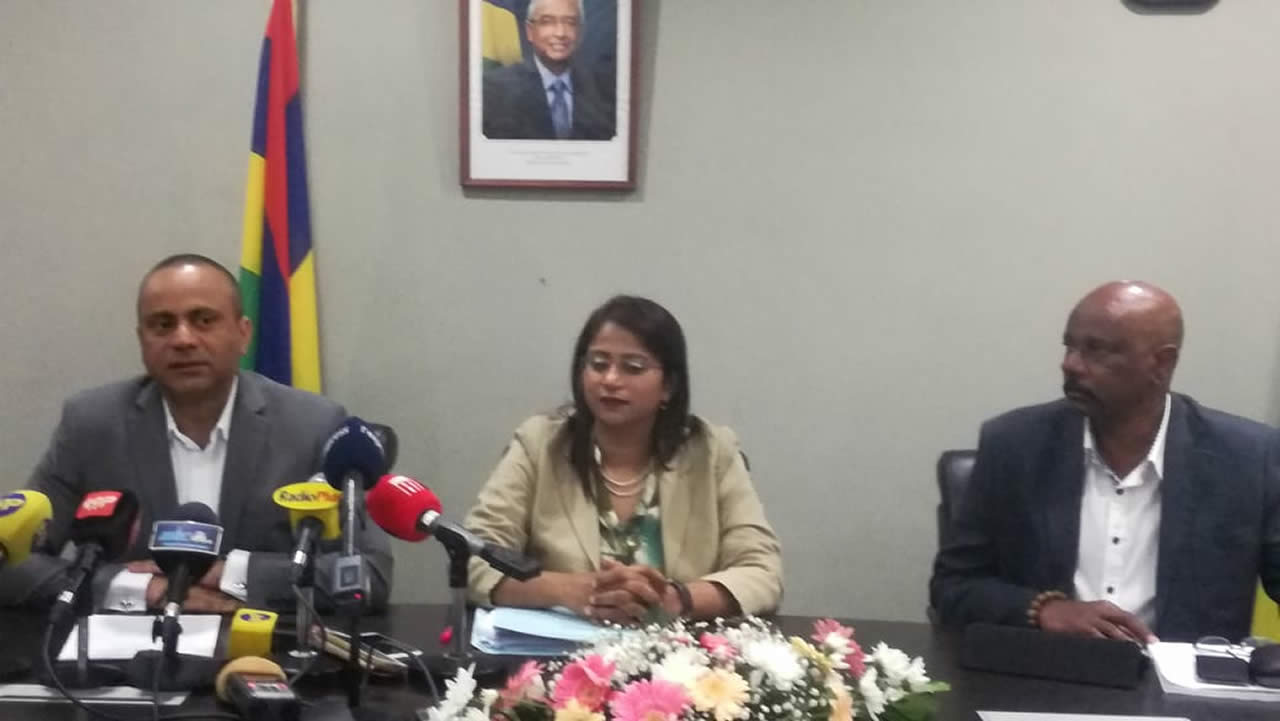 Bobby Hurreeram, Roubina Jadoo-Jaunbocus et Joe Lesjongard