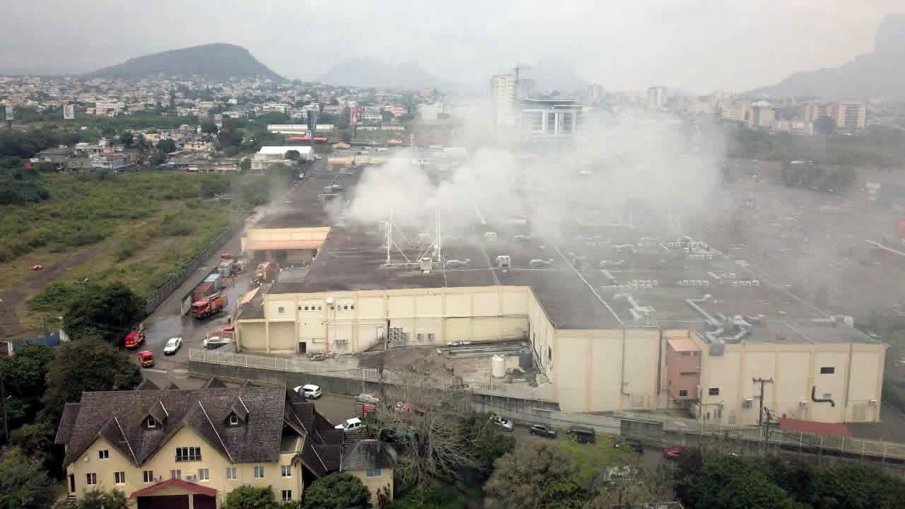 Incendie à l’entrepôt de Shoprite