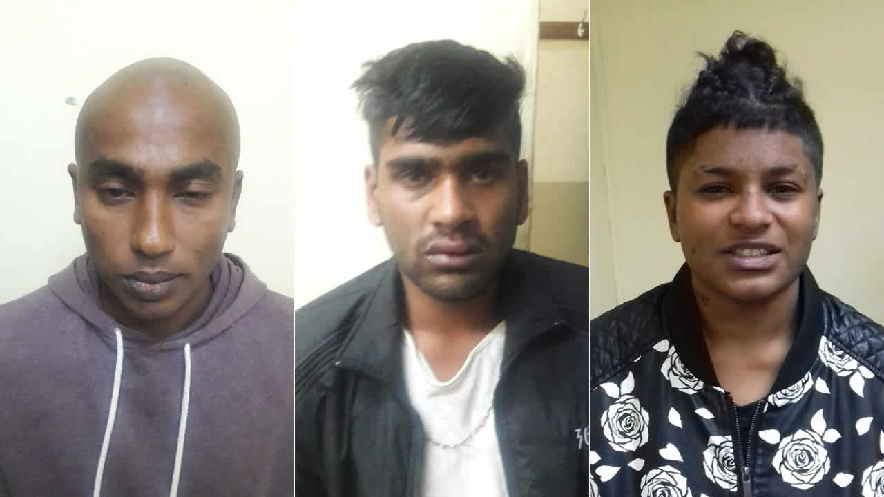 Dharam Joygobin, Hitesh Moneeram et Roxanne Teeroovengadum.