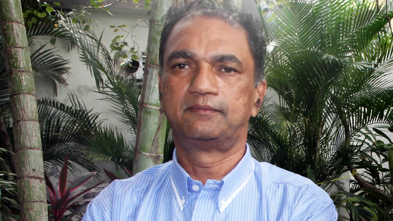 Pour Alain Laridon, les Français ne faisaient plus confiance  aux partis traditionnels.