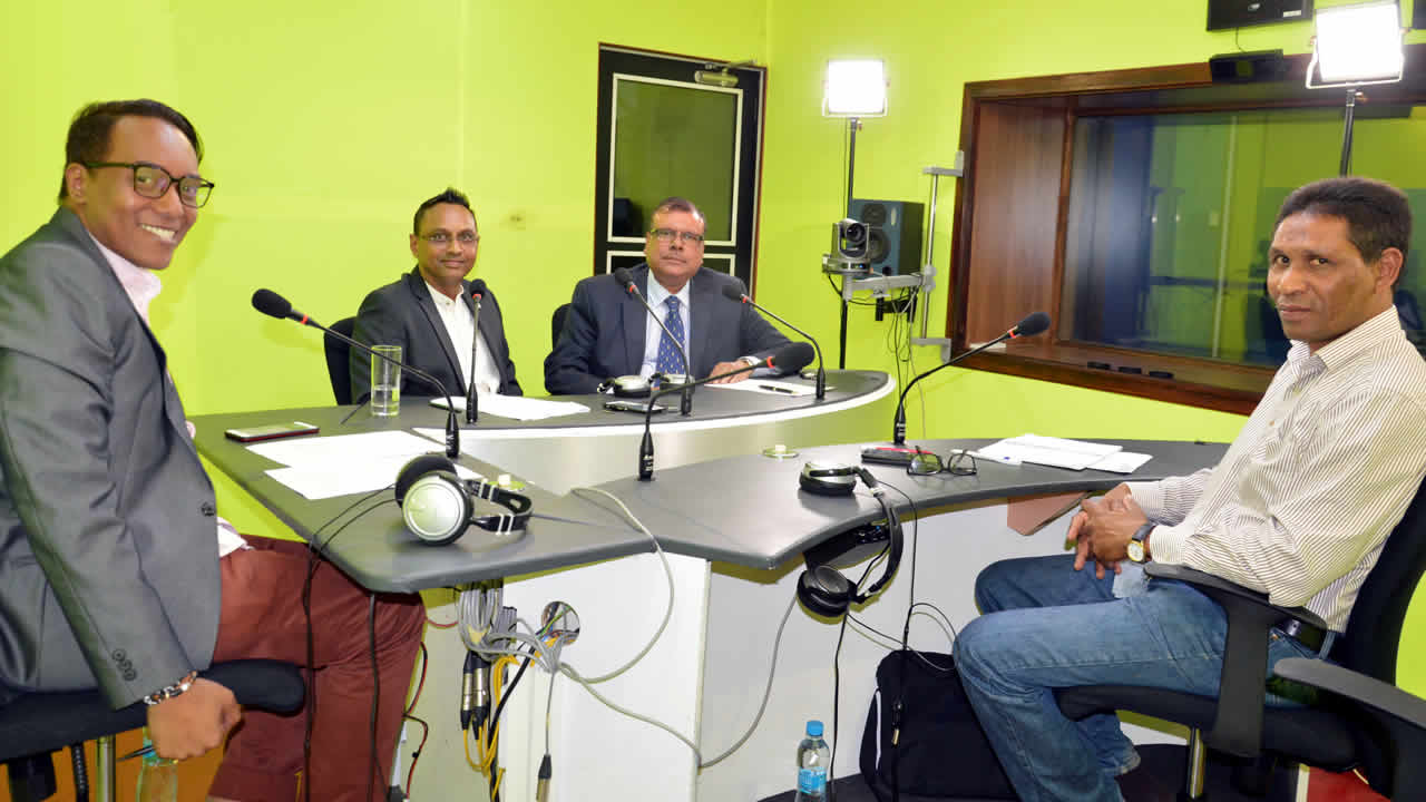 Grand Journal de Radio plus