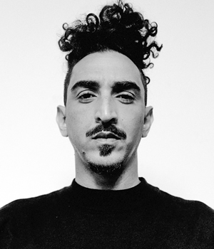 L’artiste Emilien Jubeau plaide en faveur d’une participation accrue d’experts au sein de la commission. 