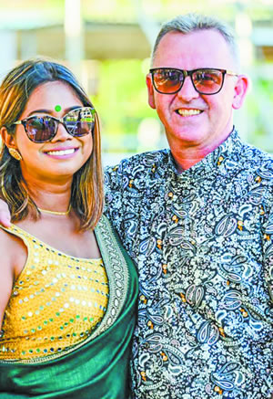 Passionnés de courses hippiques, Mark et Anjena partagent cette passion au quotidien.