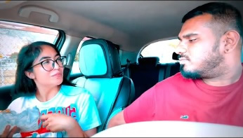 Plongez dans le quotidien d’un duo atypique avec Jo et Samera, entre humour et partage.