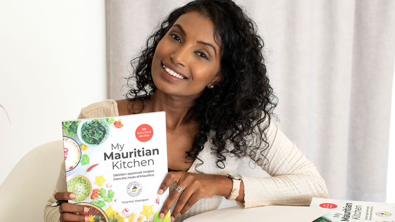 Yovanee Veerapen est une nutritionniste agréée et fondatrice de NutriSmart Consultancy.