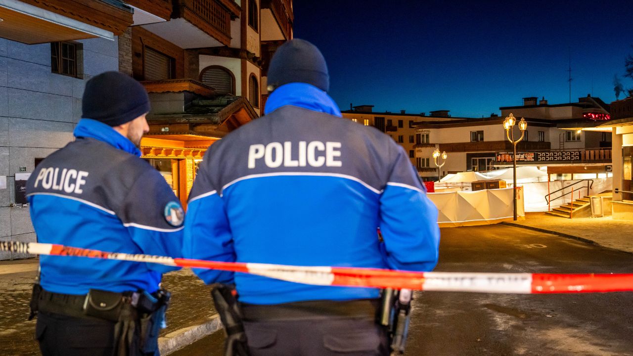 2.1.26 police suisse