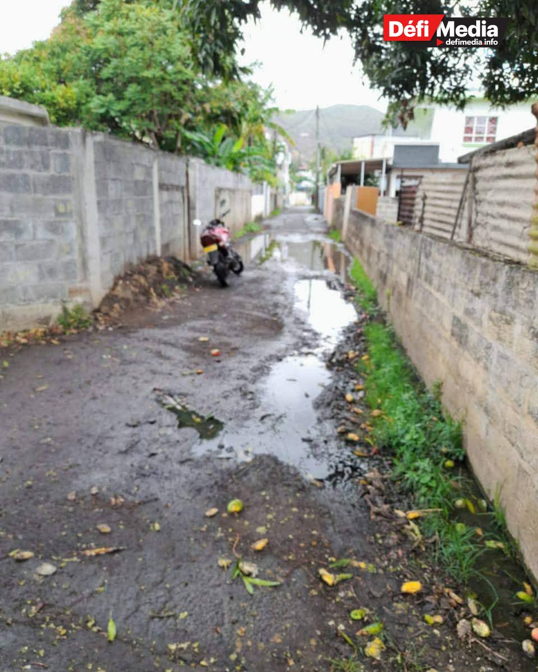 Le Hochet, Terre-Rouge : depuis huit ans, des accumulations d’eau entravent le quotidien des habitants