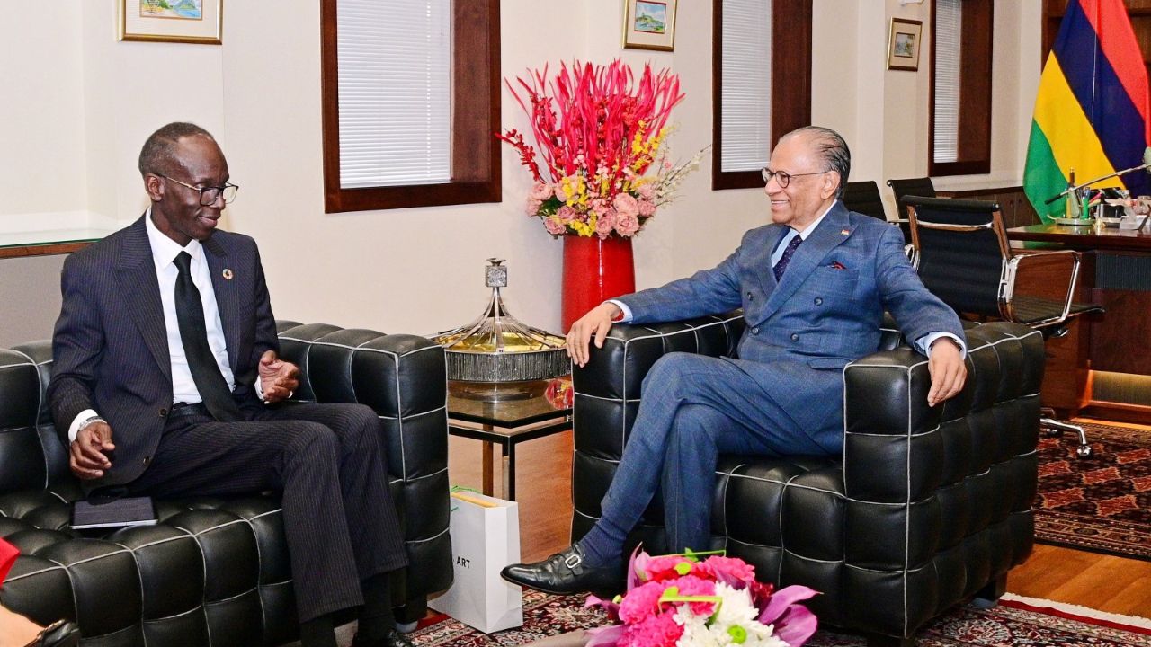 Dr Mohamed Janabi a rendu visite au Dr Navinchandra Ramgoolam