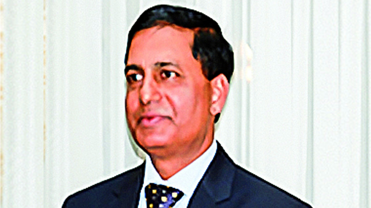 Dr A. Robin Ramessur