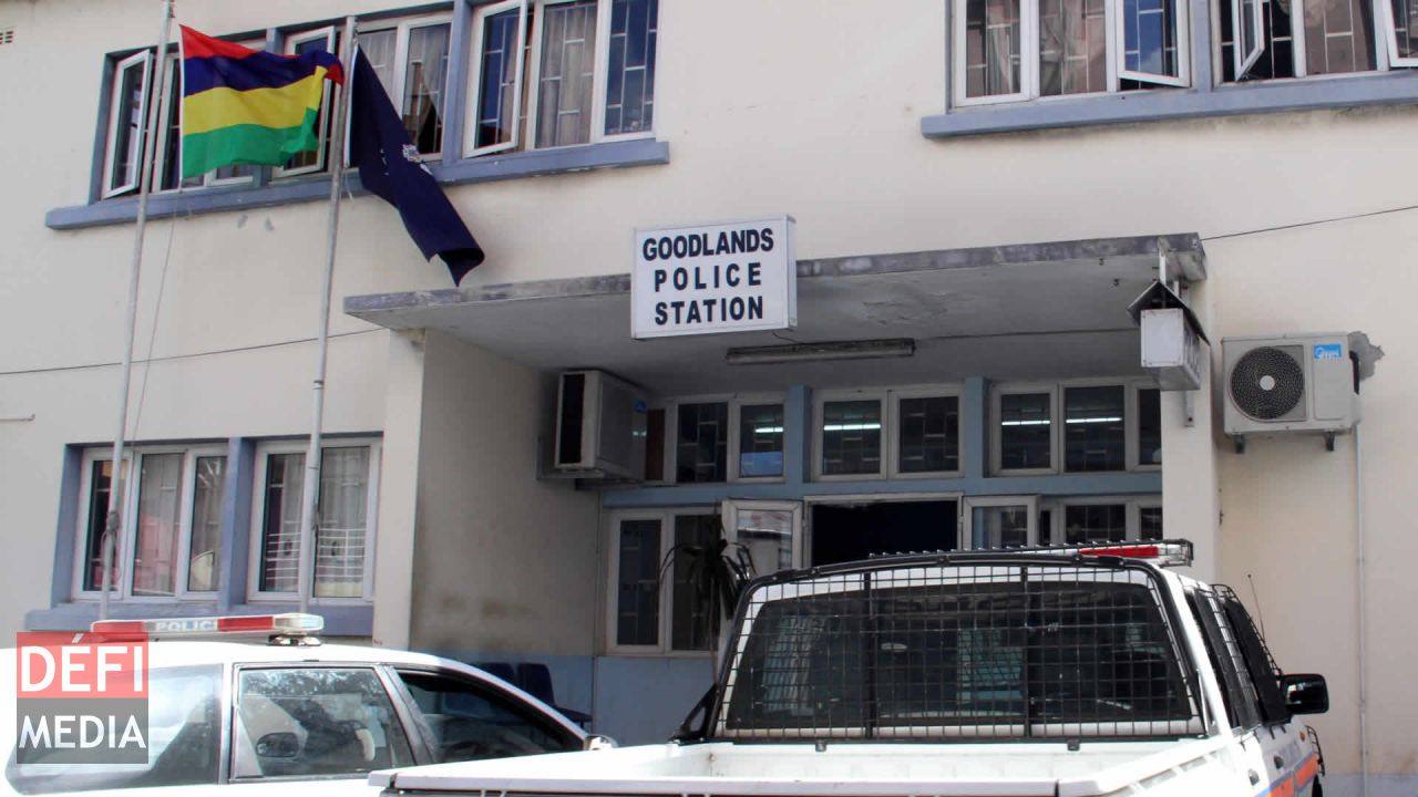 Petit-Raffray : un homme de 27 ans poignardé par le père de sa petite amie