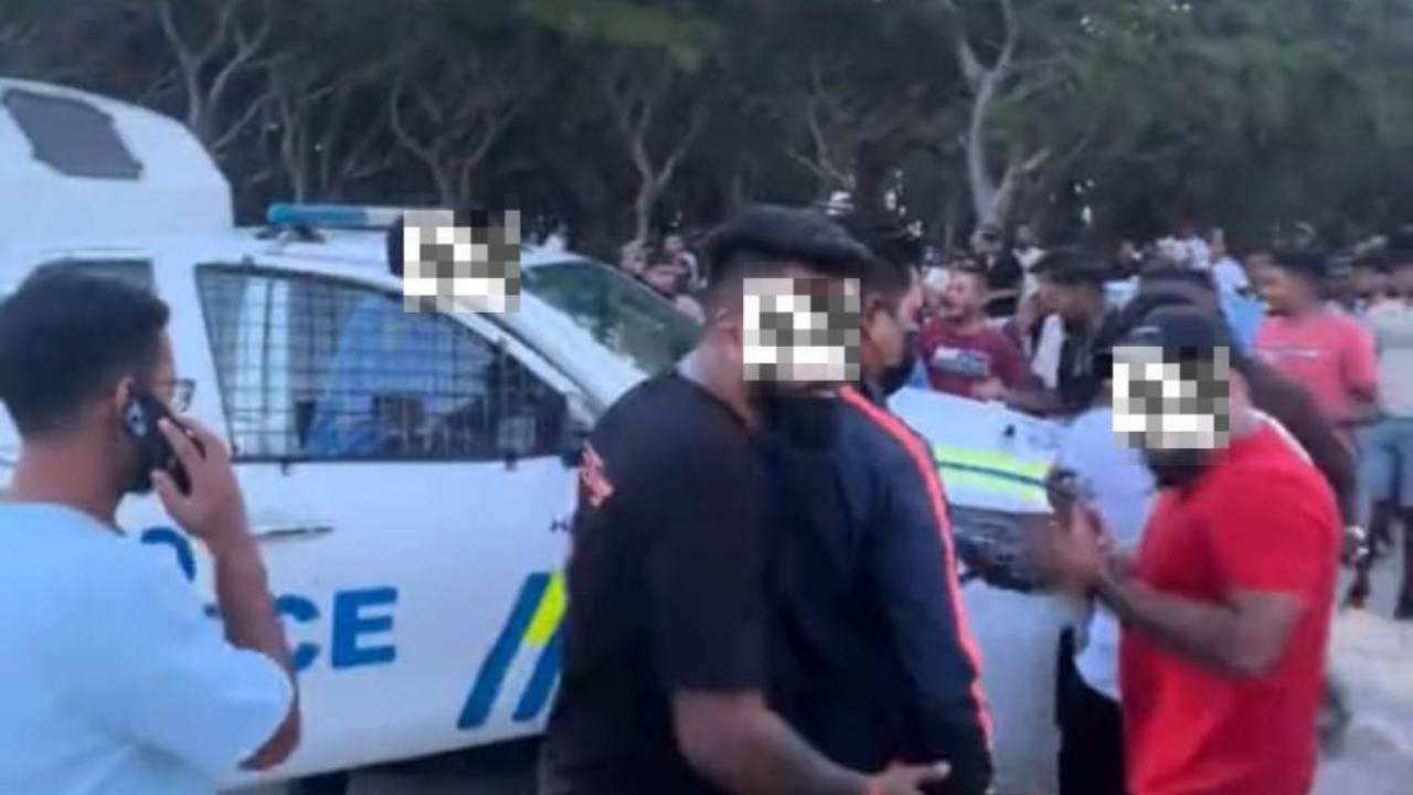 Dérapage à la plage de Palmar : un policier identifié parmi les fêtards verbalisés