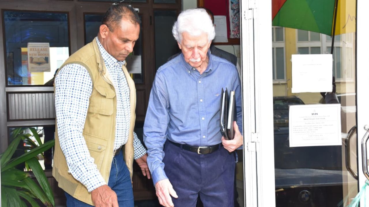 Paul Berenger 110126