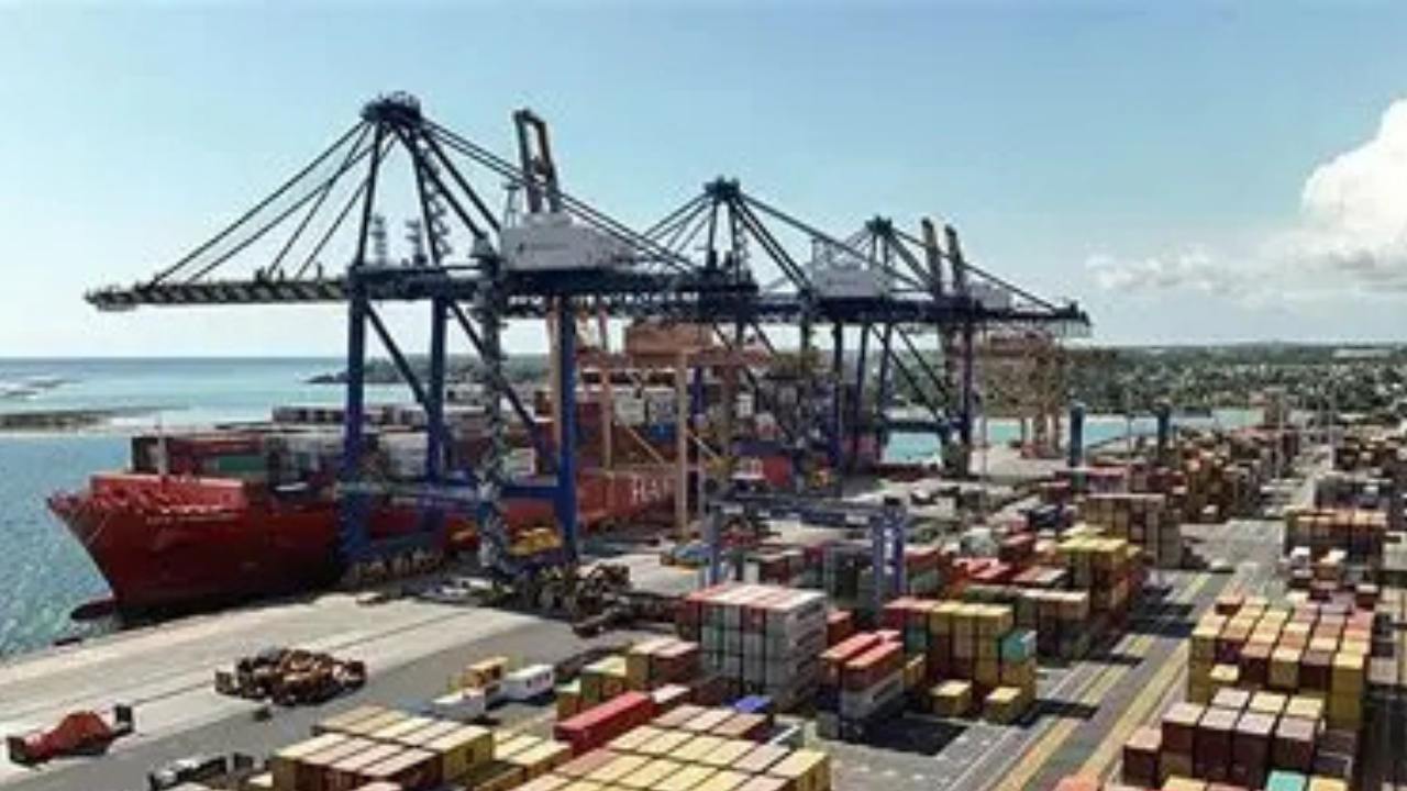 Développement portuaire :  Première réunion du comité présidé par Paul Bérenger le mercredi 26 janvier