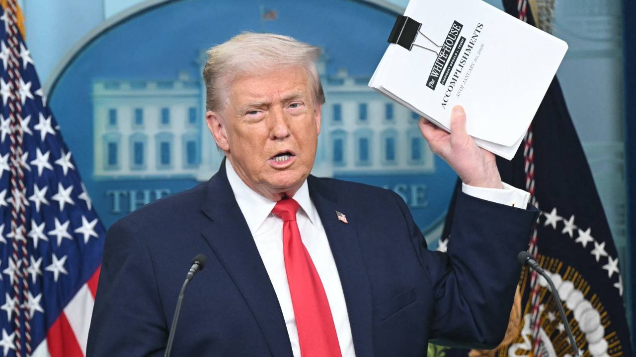 «Dieu est très fier de mon boulot» : Trump marque un an de mandat