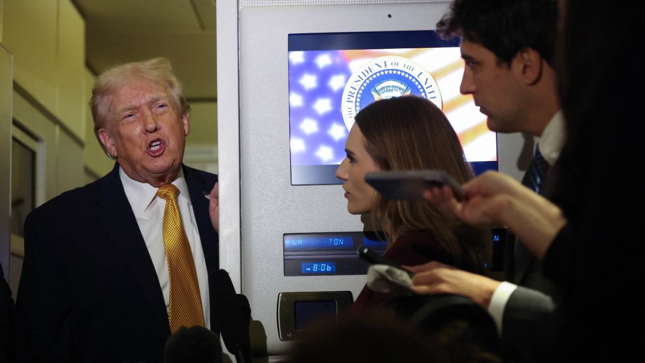 Trump réaffirme son souhait d'un Groenland américain, après l'objection du Danemark