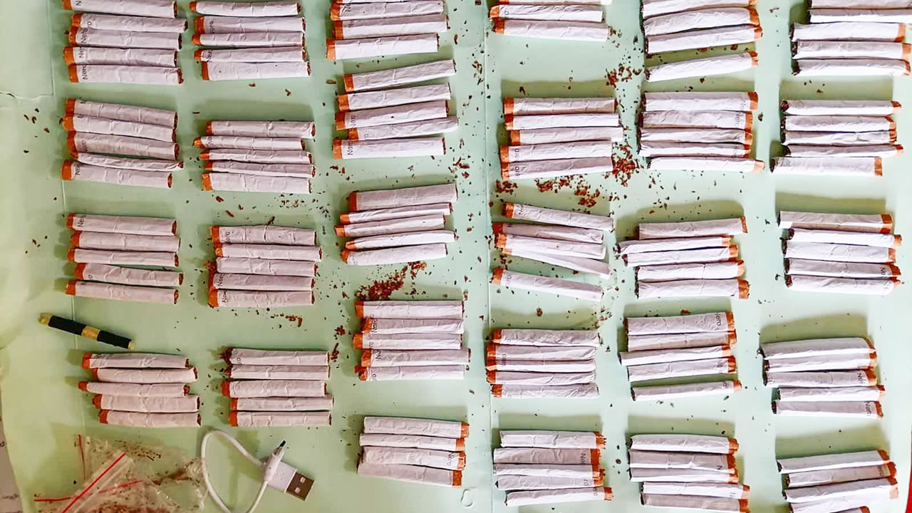 Divers tentatives pour introduire des cigarettes en prison ont été déjoués.