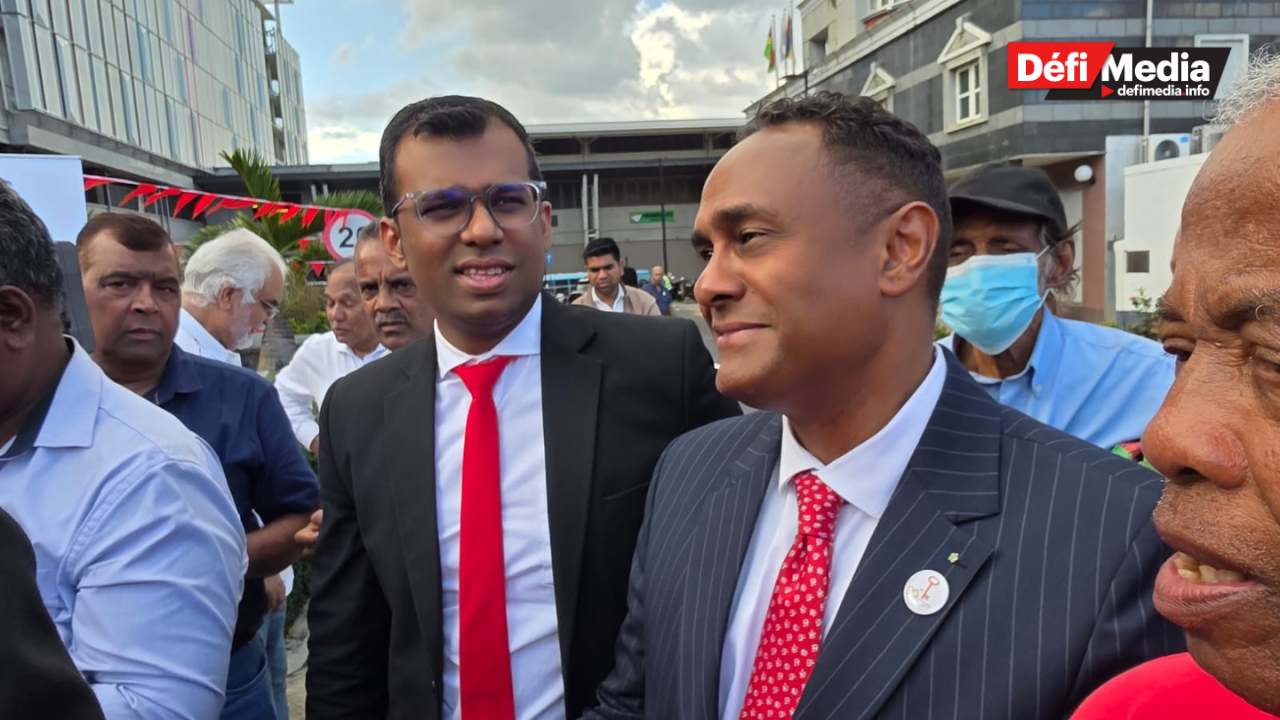 [En images] 90e anniversaire du Parti Travailliste  Cérémonie de dépôt de gerbes au Square Guy Rozemont à Port-louis