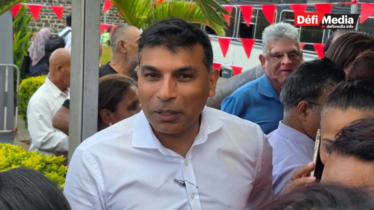 [En images] 90e anniversaire du Parti Travailliste  Cérémonie de dépôt de gerbes au Square Guy Rozemont à Port-louis