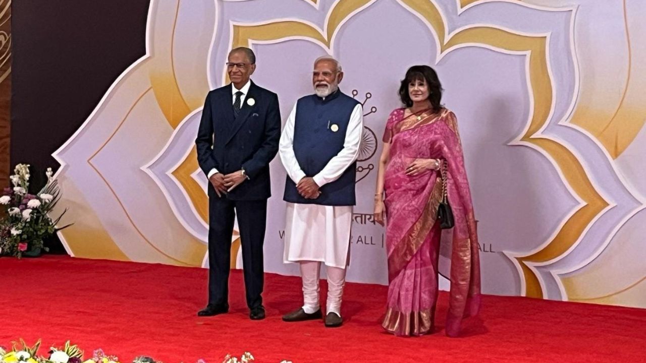 Navin Ramgoolam et son epouse en Inde 180226