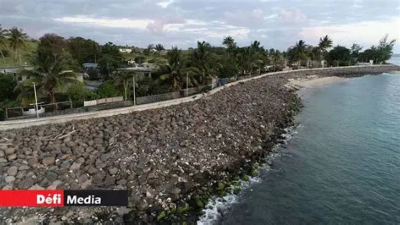 Rivière-des-Galets : un jeune homme admis aux soins intensifs après s’être retrouvé en difficulté en mer