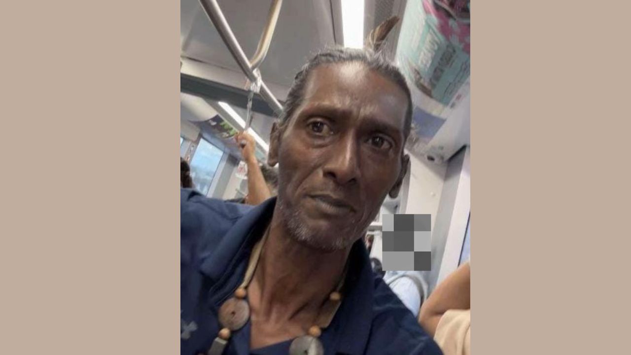 Passager metro couteau