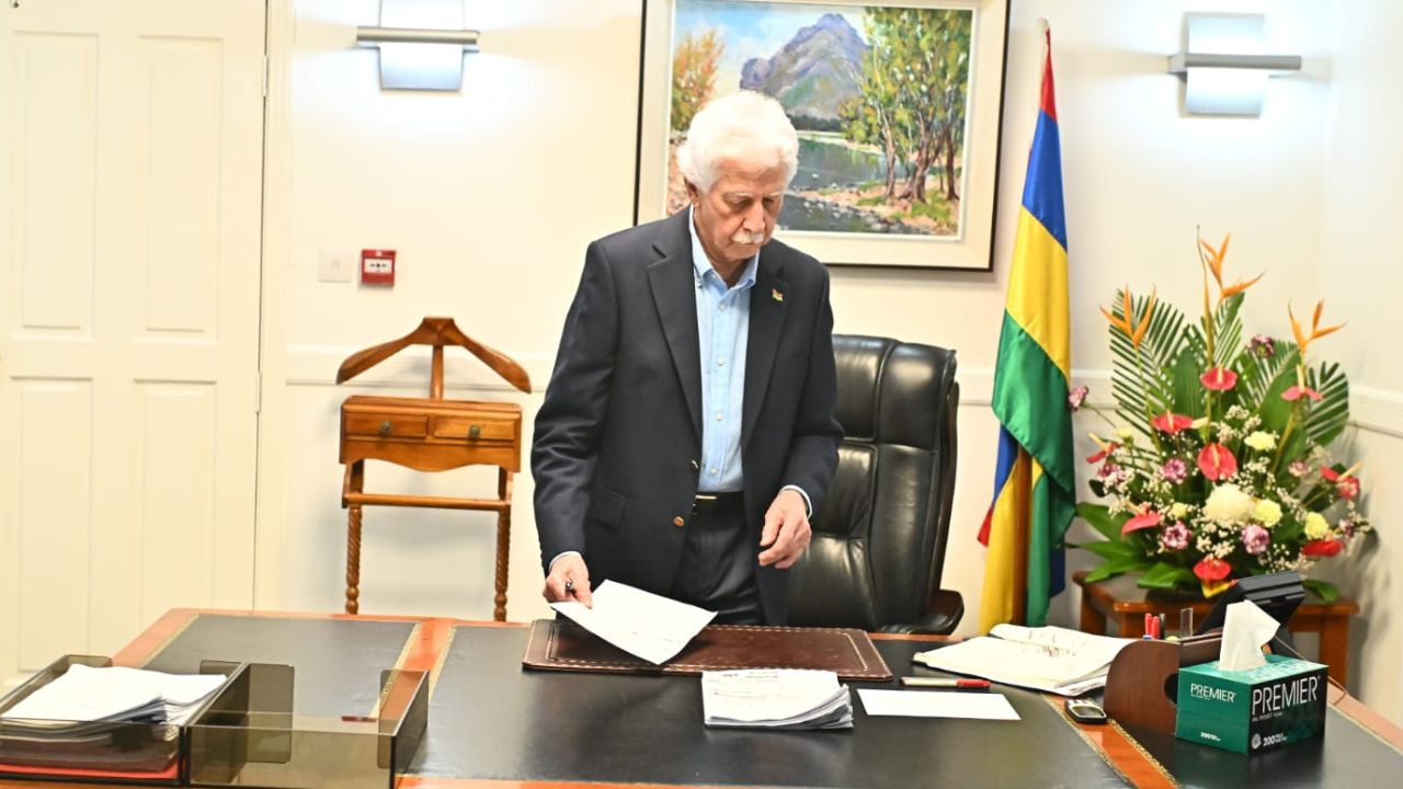 Paul Bérenger 230326