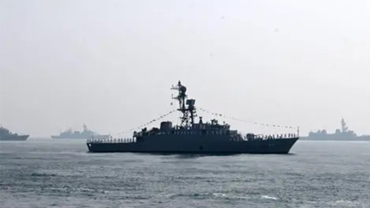 Iran warship