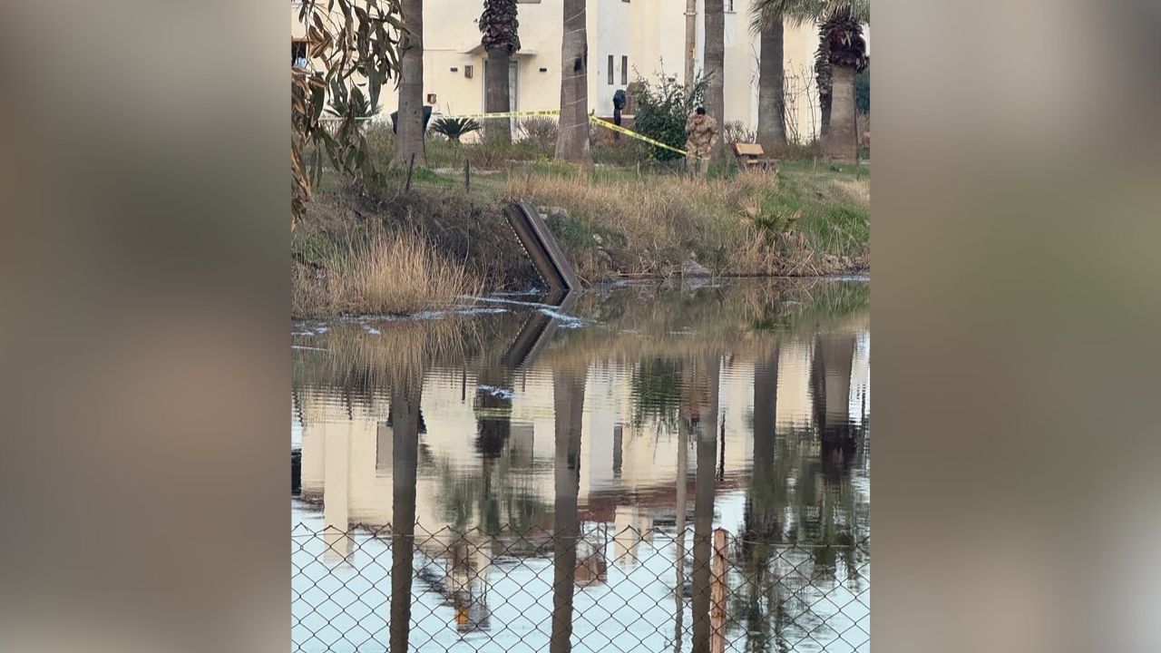 Un débris appartenant à une munition de défense aérienne est tombé dans le district de Dörtyol, dans la province de Hatay, dans le sud-est du pays 040326