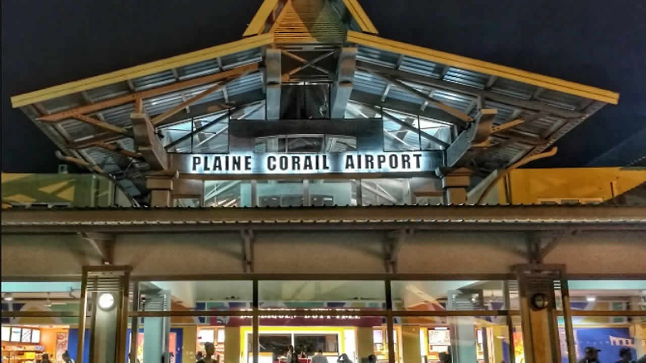 plaine corail airport