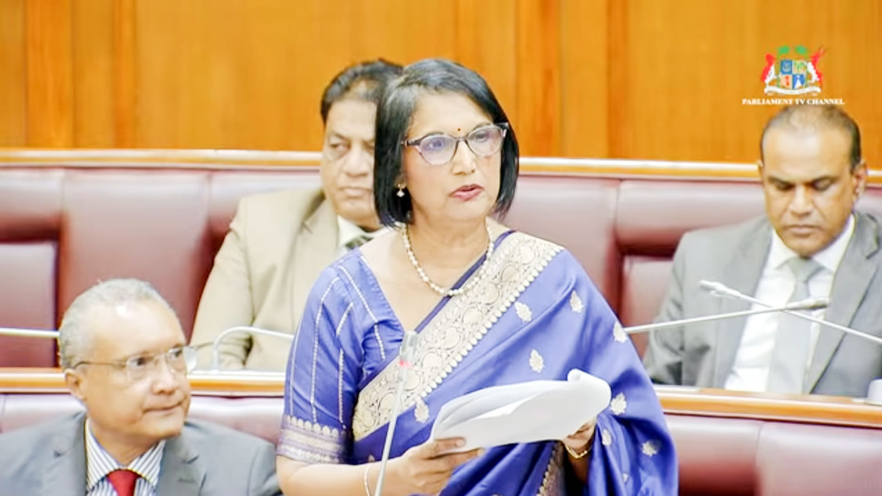 Selon la ministre Jeetun, le projet de loi vise à moderniser les dispositifs contre le blanchiment d’argent.