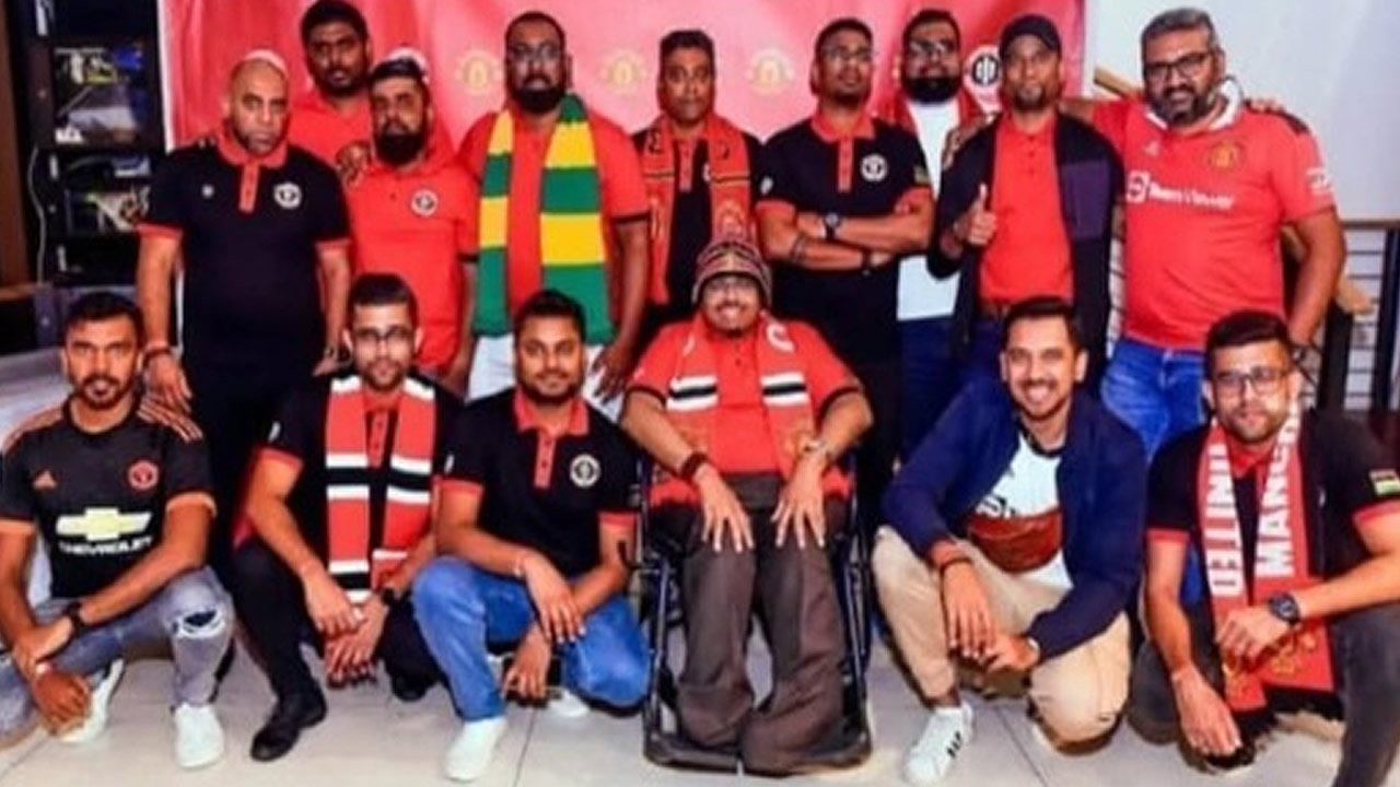 Le club, qui compte une centaine de membres, est enregistré auprès de Manchester United en Angleterre.