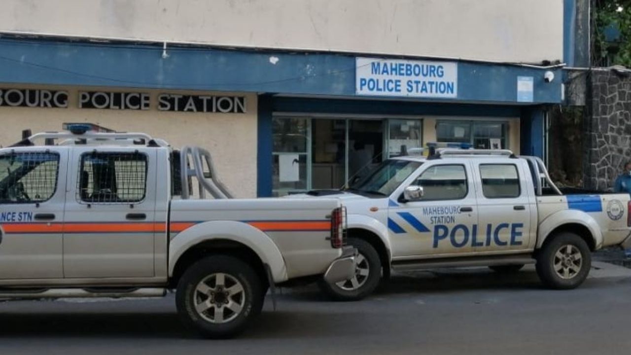 Station de police mahebourg
