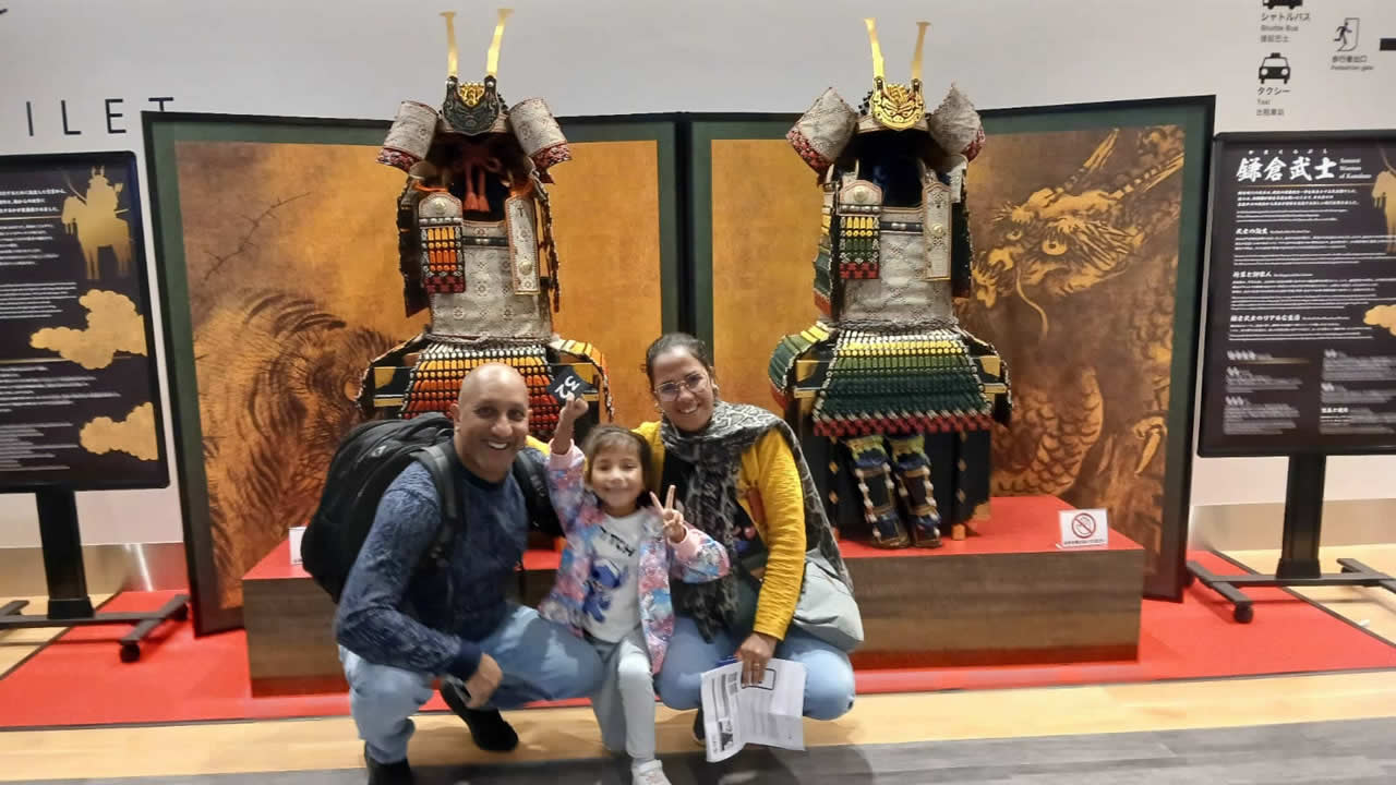 Immersion spirituelle et culturelle lors de la visite des temples traditionnels.