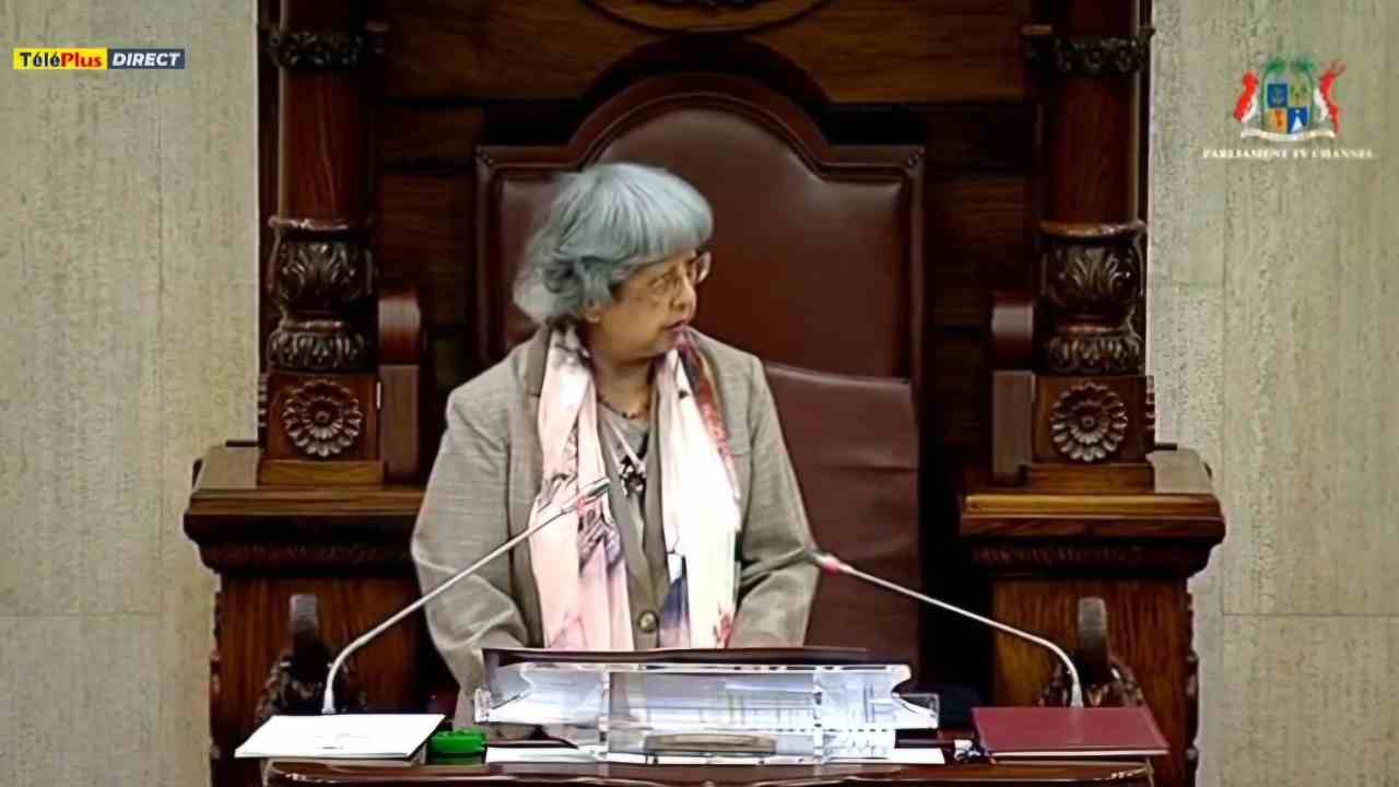 Shirin Aumeeruddy-Cziffra 