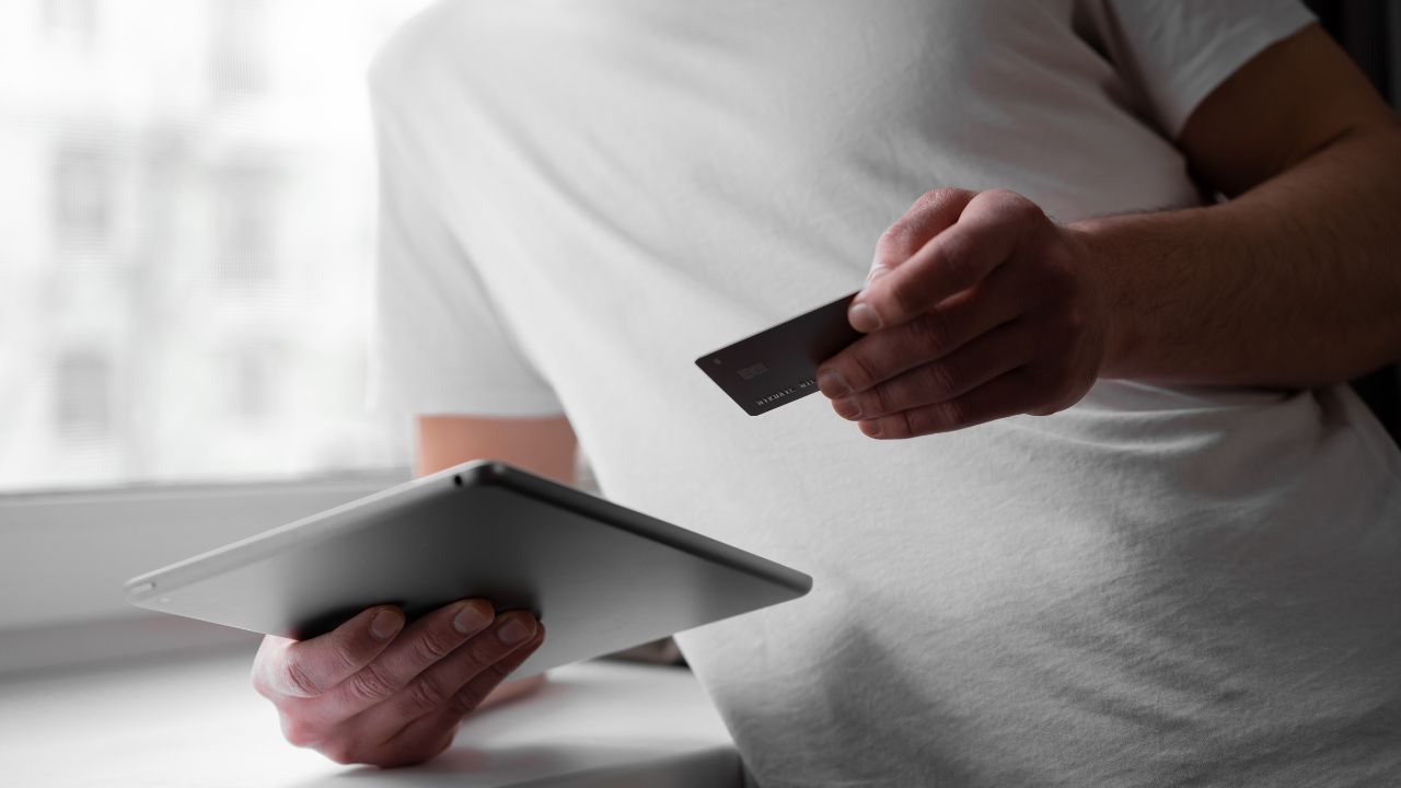 Transactions électroniques : un projet de loi pour moderniser et élargir le cadre juridique bientôt au Parlement