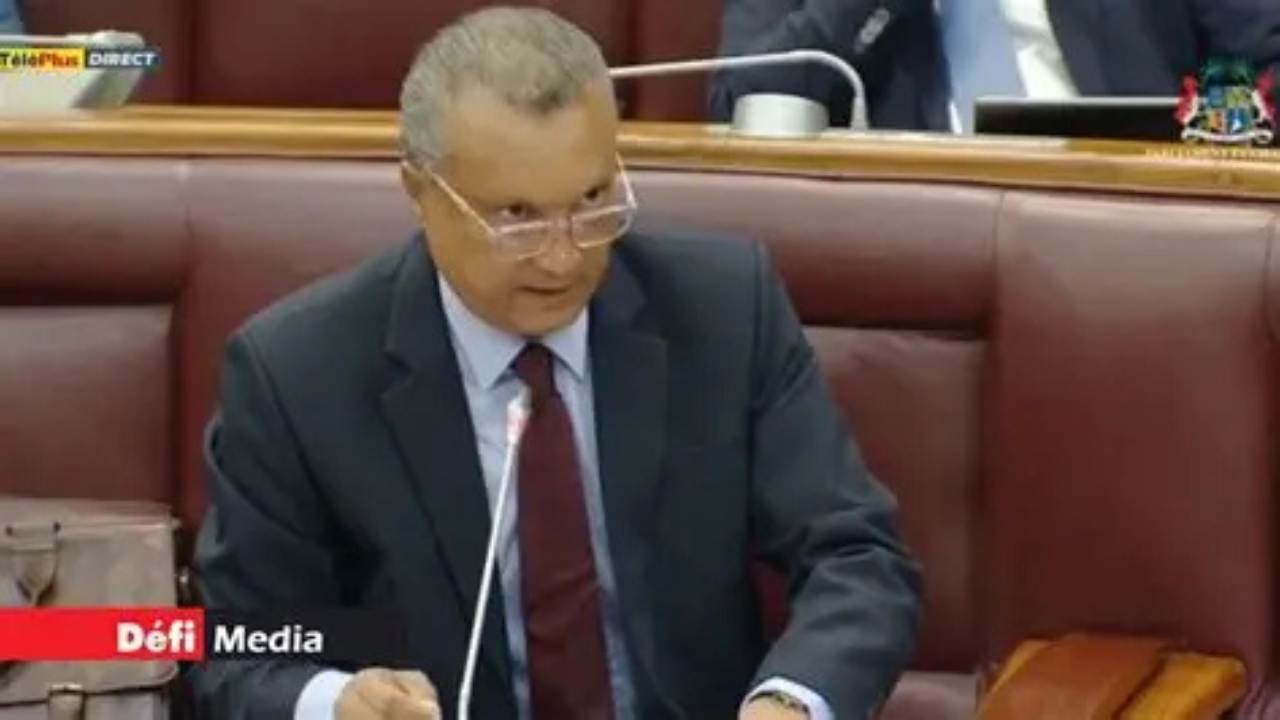 assirvaden parlement 8426