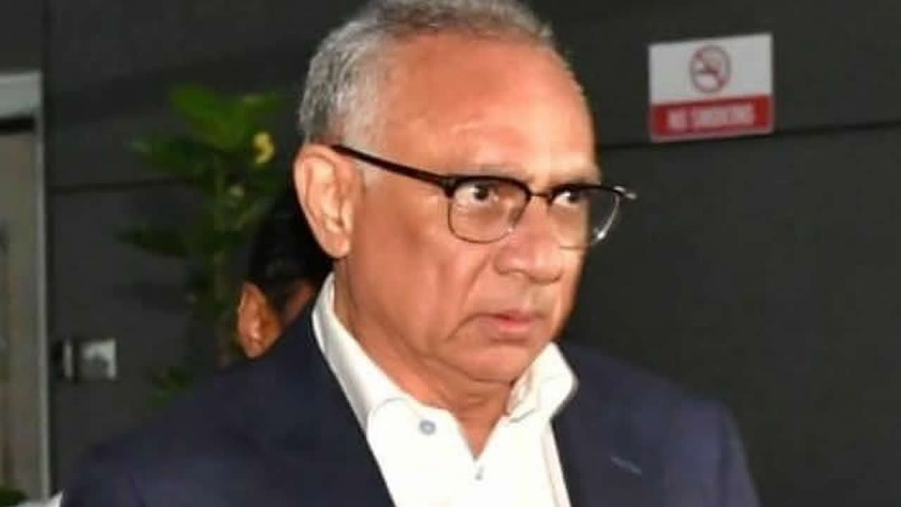 Abdul Sattar Hajee Abdoula fait face à une accusation provisoire de blanchiment d’argent.