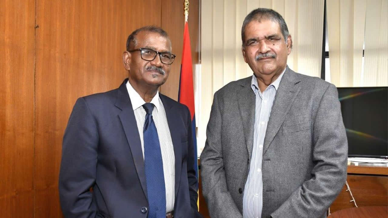  Me Viren Ramchurn et Phalraj Servansingh sont les membres de l’IPCC.