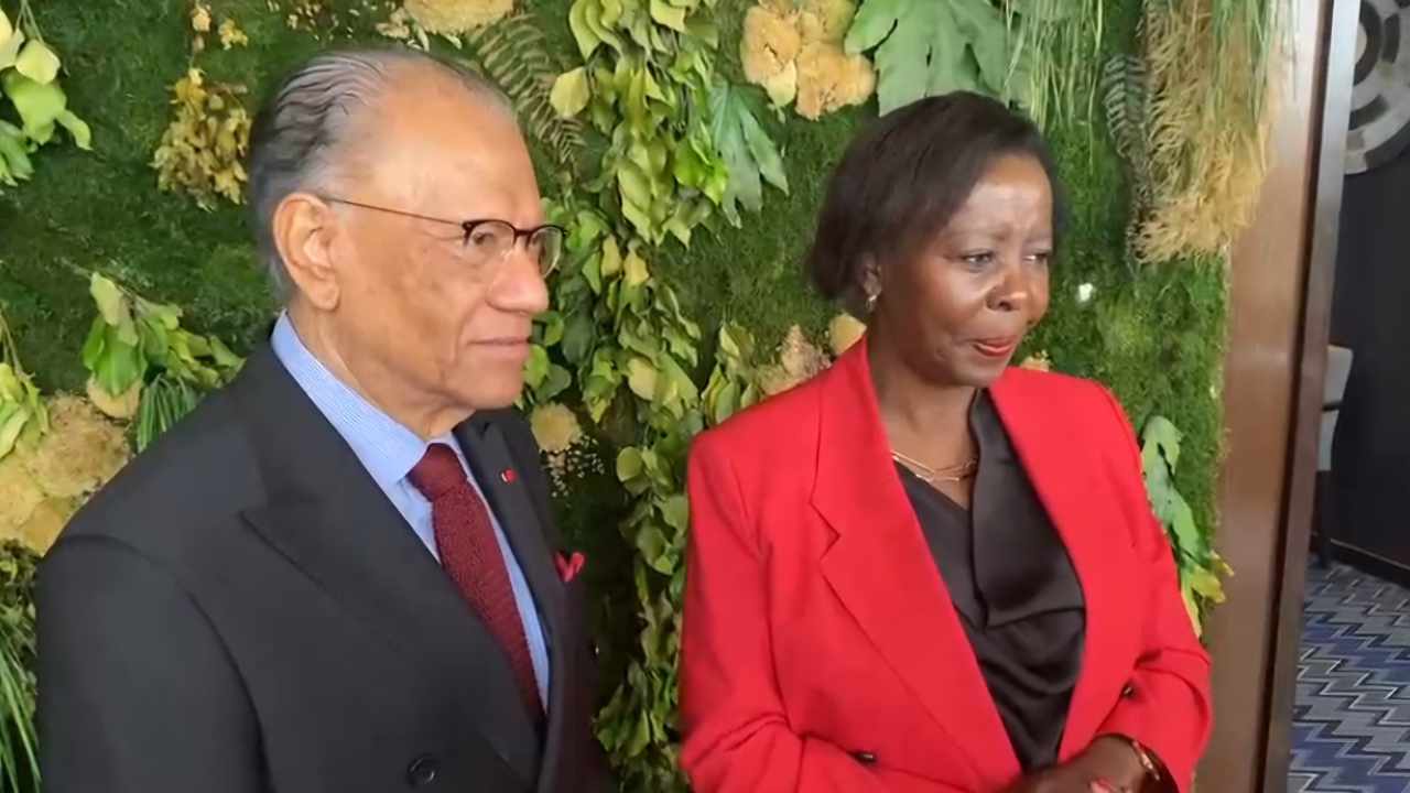 Navin Ramgoolam rencontre Louise Mushikiwabo
